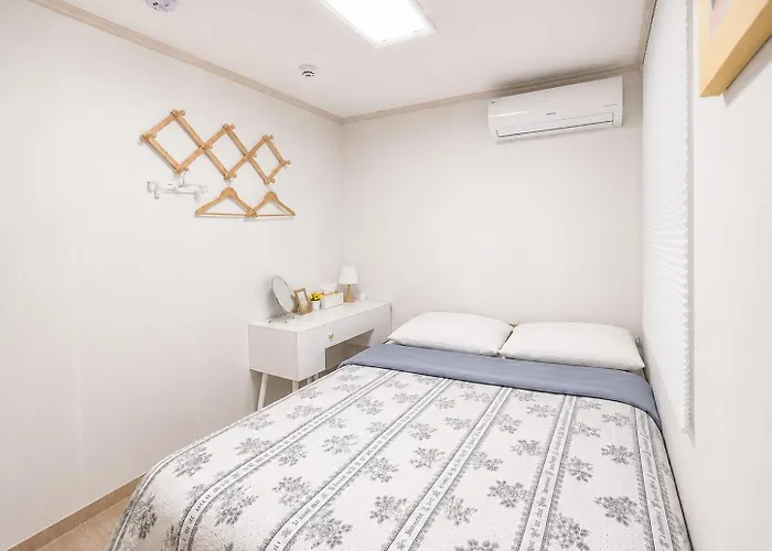 3 Bedrooms Family With 2 Bathrooms And Washer, Dryer Seúl