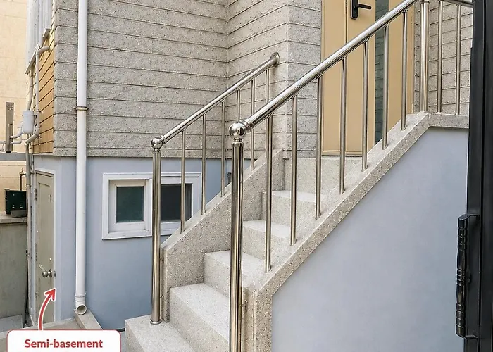 Villa 3 Bedrooms Family With 2 Bathrooms And Washer, Dryer *